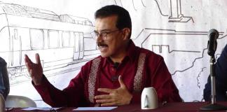 Lomelí lleva a la Federación denuncias por Huaxtla Lomelí lleva a la Federación denuncias por Huaxtla