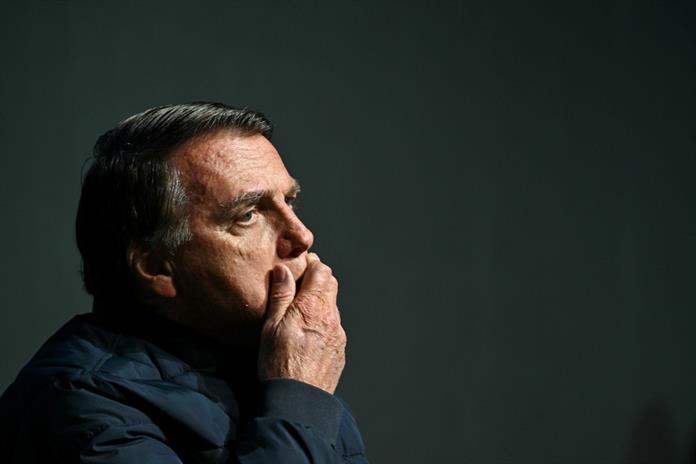 El bolsonarismo culpa a ChatGPT por la proclamación de Flávio Bolsonaro como presidente El bolsonarismo culpa a ChatGPT por la proclamación de Flávio Bolsonaro como presidente