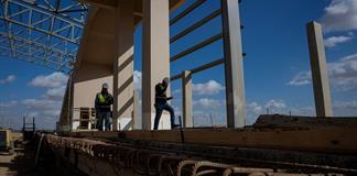 Tren de alta velocidad en Egipto conectará el Mediterráneo y el mar Rojo Tren de alta velocidad en Egipto conectará el Mediterráneo y el mar Rojo