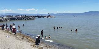 Llega m&aacute;s agua a Chapala, pero la contaminaci&oacute;n sigue bajo la lupa