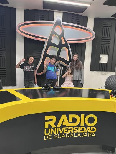 Portada de Dimensión Colorida
