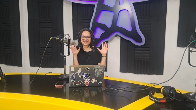 Portada de La voz de la luna