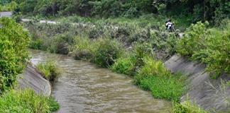 El Canal de la Muerte: el vertedero de cadáveres que refleja la violencia en Ecuador