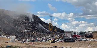 Incendio en el vertedero fue controlado tras casi 14 horas