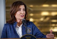 La gobernadora de Nueva York arremete contra la investigación de la violación en Cornell La gobernadora de Nueva York arremete contra la investigación de la violación en Cornell