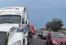 Accidente en autopista Guadalajara-Colima deja varados una hora