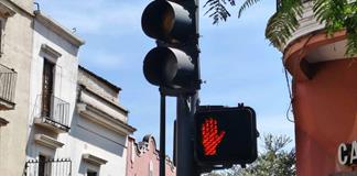 Por lluvias, se detonan reportes de semáforos fuera de servicio Por lluvias, se detonan reportes de semáforos fuera de servicio
