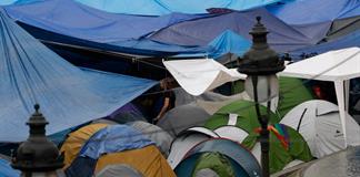 Los acampados en Madrid quieren mantener la presión al Gobierno contra la crisis de la vivienda Los acampados en Madrid quieren mantener la presión al Gobierno contra la crisis de la vivienda