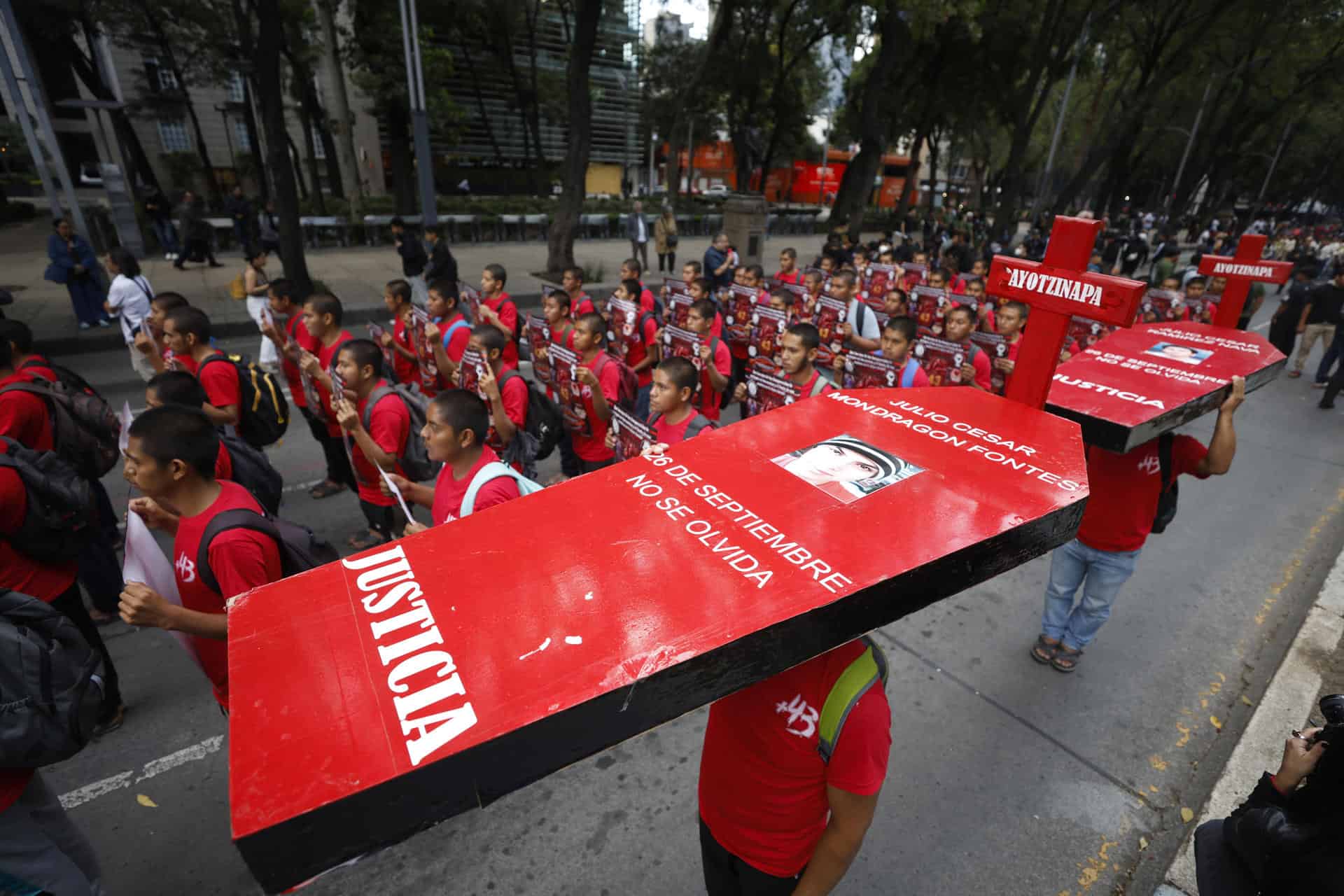 Ayotzinapa, 12 años después: un caso que refleja la crisis de desaparecidos en México