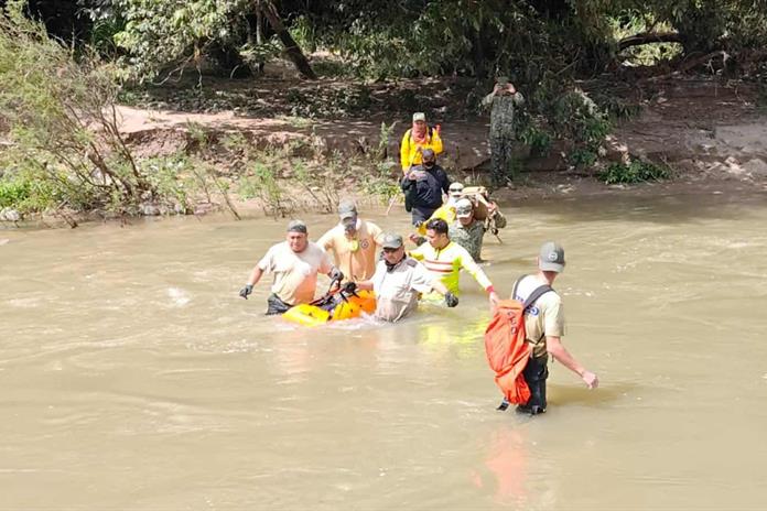 Localizan a cuarta víctima de desbordamiento en Talpa de Allende Localizan a cuarta víctima de desbordamiento en Talpa de Allende
