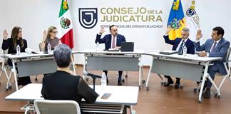 Suspenden a juez de Colotlán por gritarle en audiencia a un litigante Suspenden a juez de Colotlán por gritarle en audiencia a un litigante