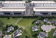 Amazon promete millonaria inversión para ciudades con centros de datos de IA Amazon promete millonaria inversión para ciudades con centros de datos de IA