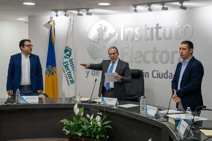 Morena, ausente en la toma de protesta del nuevo titular del IEPC Morena, ausente en la toma de protesta del nuevo titular del IEPC