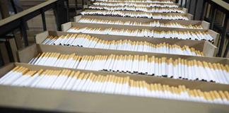 México desmantela fábrica clandestina y decomisa 60 toneladas de cigarrillos falsos México desmantela fábrica clandestina y decomisa 60 toneladas de cigarrillos falsos