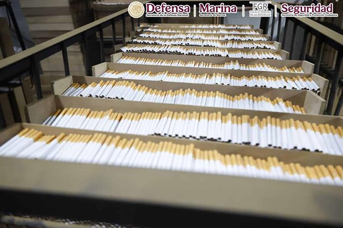 México desmantela fábrica clandestina y decomisa 60 toneladas de cigarrillos falsos México desmantela fábrica clandestina y decomisa 60 toneladas de cigarrillos falsos