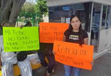 Exigen familiares de bebés fallecidos que la FGR investigue la crisis sanitaria en CMNO
