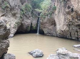 Pese a declaraciones, continúa contaminación en las cascadas de Huáxtla Pese a declaraciones, continúa contaminación en las cascadas de Huáxtla
