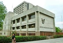 Pese a denuncias por muerte de bebés, mantienen atención en Centro Médico