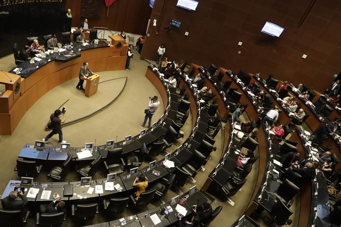 Aprueban ley que exige nacionalidad única a candidatos a Presidencia y gobernaciones Aprueban ley que exige nacionalidad única a candidatos a Presidencia y gobernaciones