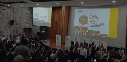 Reclamos de agua limpia y ausencias partidistas marcan debate del IEPC sobre inclusión en Jalisco