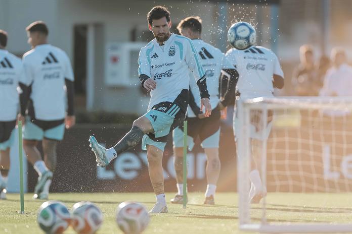Messi se despide y agradece a Argentina tras su retiro del seleccionado: Todo está hecho Messi se despide y agradece a Argentina tras su retiro del seleccionado: Todo está hecho