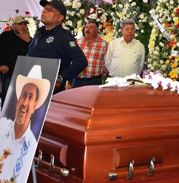 El crimen organizado busca controlar municipios de México mediante asesinatos y amenazas El crimen organizado busca controlar municipios de México mediante asesinatos y amenazas