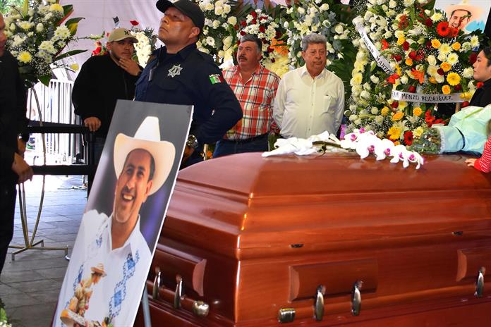 El crimen organizado busca controlar municipios de México mediante asesinatos y amenazas El crimen organizado busca controlar municipios de México mediante asesinatos y amenazas