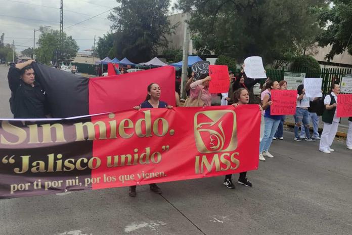 Denuncian carencias trabajadores del IMSS en unidades médicas de Jalisco Denuncian carencias trabajadores del IMSS en unidades médicas de Jalisco