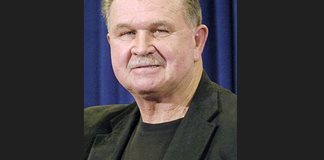 Mike Ditka, leyenda del fútbol americano, muere a los 86 años Mike Ditka, leyenda del fútbol americano, muere a los 86 años