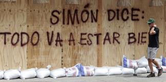 Sim&oacute;n dice: todo va a estar bien: pintada se viraliza ante el impacto de cicl&oacute;n en Puerto Vallarta