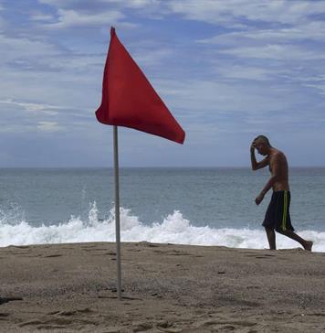 SMN informa que ciclón Rachel tocó tierra en Baja California y avanza hacia EU SMN informa que ciclón Rachel tocó tierra en Baja California y avanza hacia EU