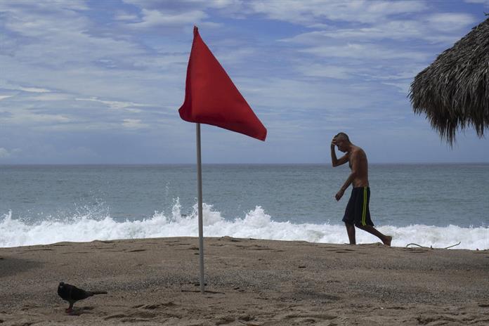SMN informa que ciclón Rachel tocó tierra en Baja California y avanza hacia EU SMN informa que ciclón Rachel tocó tierra en Baja California y avanza hacia EU