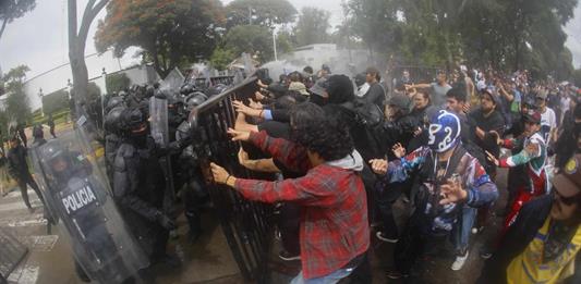Liberan a seis manifestantes más; suman 18 personas en libertad tras protesta en Casa Jalisco