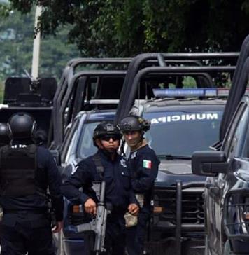 Liberan a presunto criminal a cambio de 3 agentes retenidos en Morelos Liberan a presunto criminal a cambio de 3 agentes retenidos en Morelos