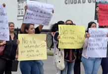 Trabajadores y derechohabientes del IMSS en Ciudad Guzmán exigen mejoras laborales