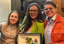 Reconoce Instituto Electoral a maestra de la UdeG por tejer redes de confianza entre mujeres Reconoce Instituto Electoral a maestra de la UdeG por tejer redes de confianza entre mujeres