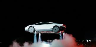 Elon Musk presenta el auto volador de Tesla Elon Musk presenta el auto volador de Tesla