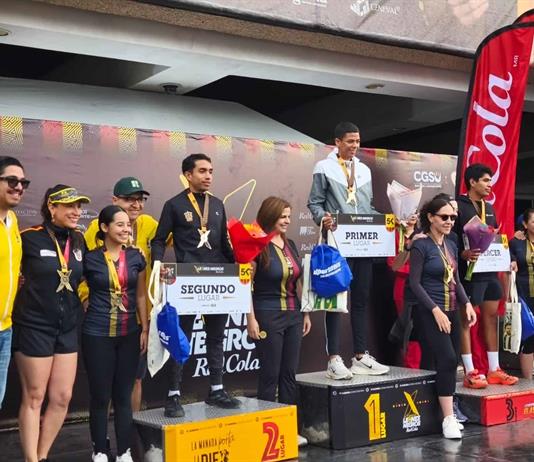 M&aacute;s de 20 mil participantes se unen a la manada en la d&eacute;cima carrera Leones Negros