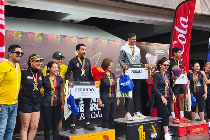 Más de 20 mil participantes se unen a la manada en la décima carrera Leones Negros Más de 20 mil participantes se unen a la manada en la décima carrera Leones Negros