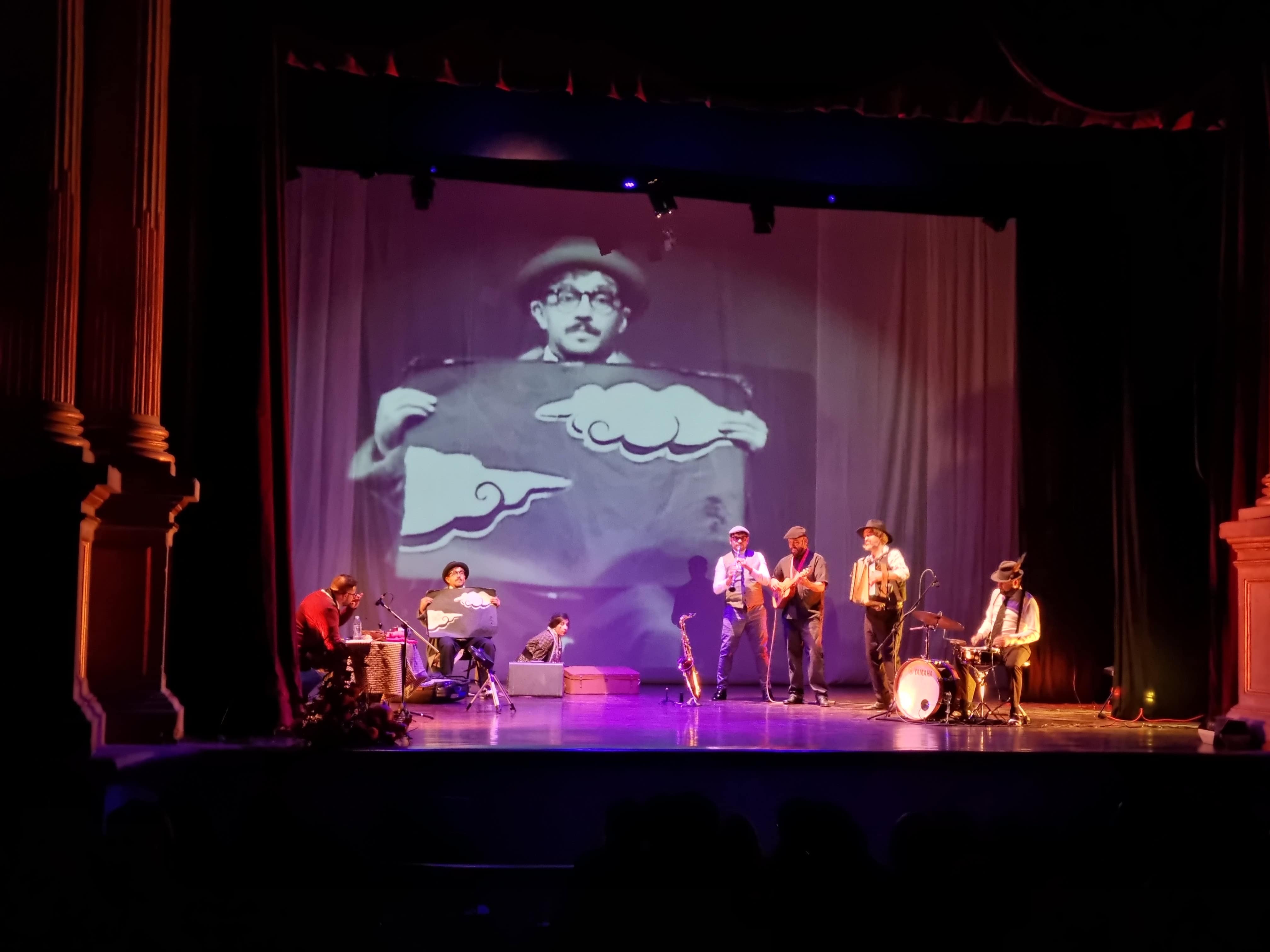 Pneumus cierra Otoño en Lagos con una película en vivo Pneumus cierra Otoño en Lagos con una película en vivo
