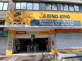 Comerciantes afectados durante manifestación exigen que el Gobierno de Guadalajara cubra los daños Comerciantes afectados durante manifestación exigen que el Gobierno de Guadalajara cubra los daños