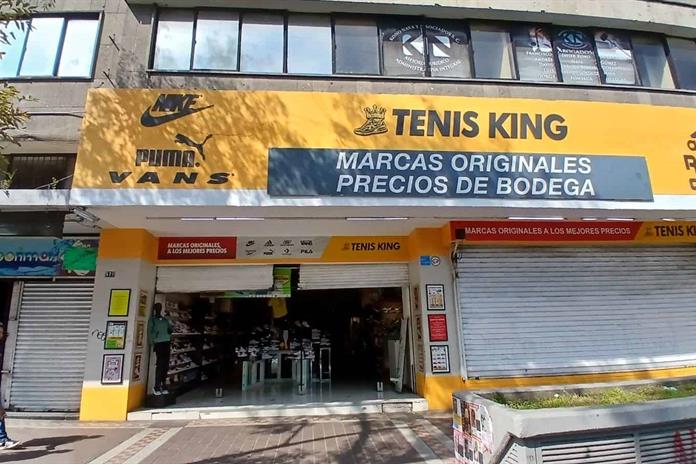 Comerciantes afectados durante manifestación exigen que el Gobierno de Guadalajara cubra los daños Comerciantes afectados durante manifestación exigen que el Gobierno de Guadalajara cubra los daños