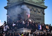 Los jóvenes salen a la calle ante un malestar social que recorre el planeta Los jóvenes salen a la calle ante un malestar social que recorre el planeta