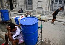 La escasez de agua fuerza a cubanos a cavar pozos para abastecerse La escasez de agua fuerza a cubanos a cavar pozos para abastecerse