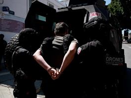 Tras operativo en Valle Real, capturan a estadounidense buscado por homicidio en California Tras operativo en Valle Real, capturan a estadounidense buscado por homicidio en California