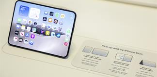 Apple admite un problema en pliegue de pantalla del iPhone Duo y sugiere pedir recambio Apple admite un problema en pliegue de pantalla del iPhone Duo y sugiere pedir recambio