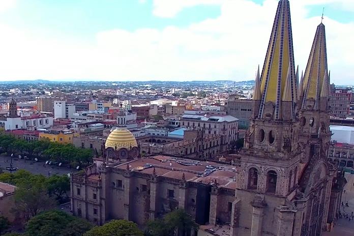 Jalisco refleja la diversidad de México a través de la tradición del Día de Muertos Jalisco refleja la diversidad de México a través de la tradición del Día de Muertos