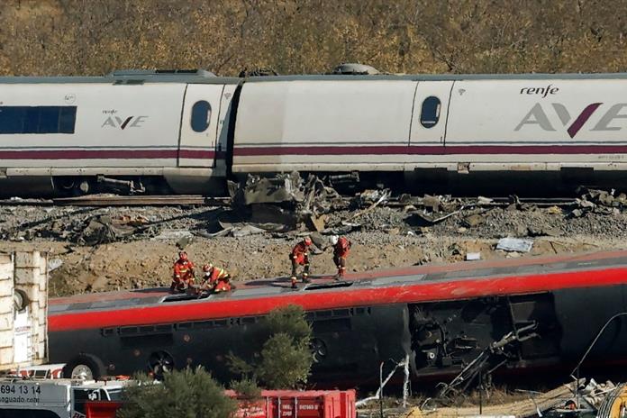 Una España conmocionada arranca el luto por su segunda grave tragedia ferroviaria este año Una España conmocionada arranca el luto por su segunda grave tragedia ferroviaria este año