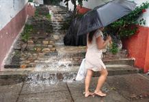 Vance se debilita a depresión tropical y provoca lluvias en el oeste y noroeste de México Vance se debilita a depresión tropical y provoca lluvias en el oeste y noroeste de México