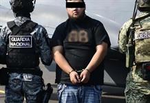 Bloquean carreteras tras captura de presunto capo en México Bloquean carreteras tras captura de presunto capo en México